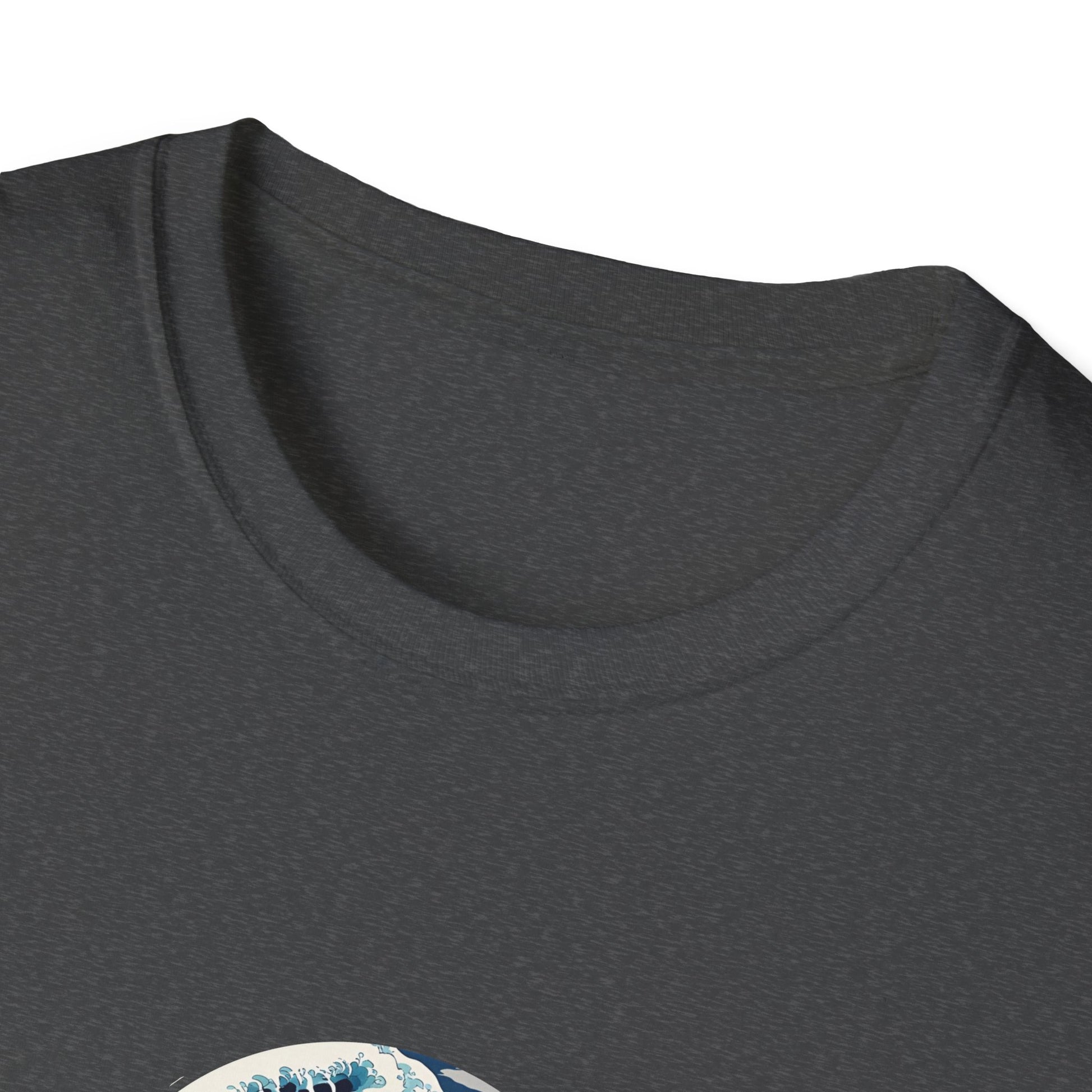 Stylish Unisex T-Shirt with Wave Art Design, Casual Tee, Gift for Ocean [...]