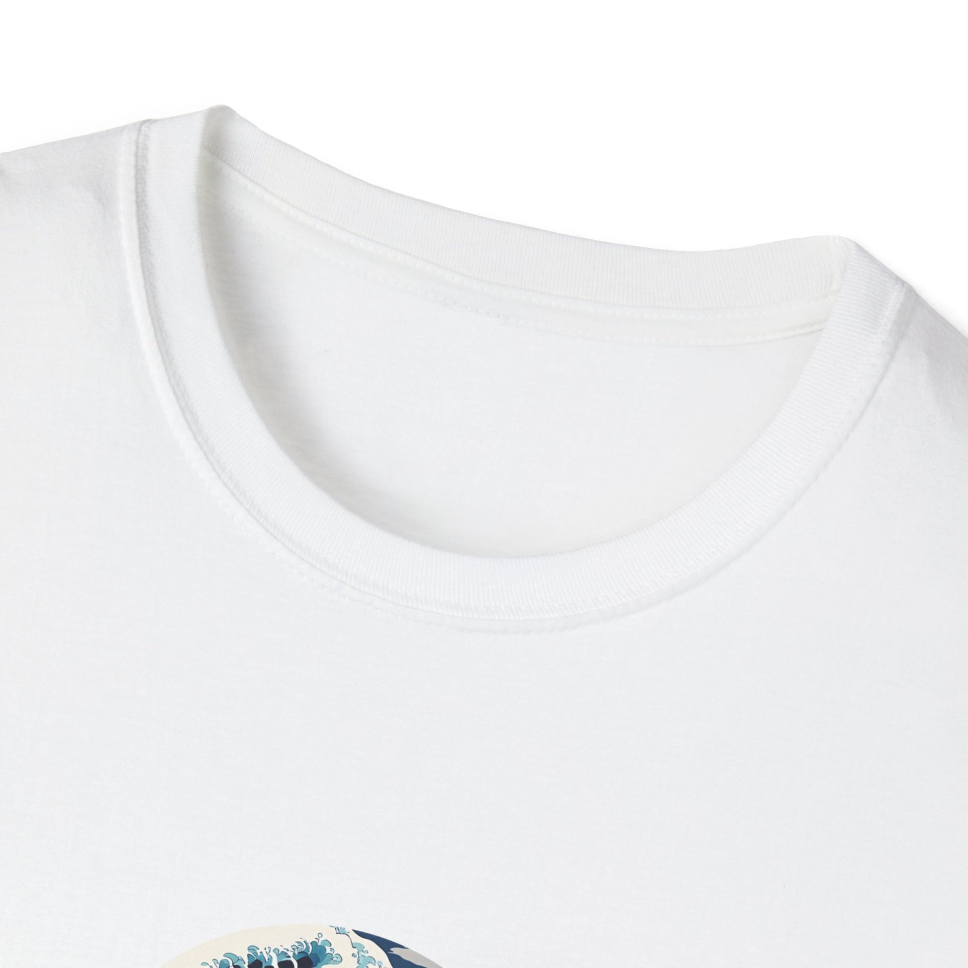 Stylish Unisex T-Shirt with Wave Art Design, Casual Tee, Gift for Ocean [...]